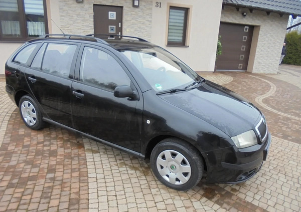 Skoda Fabia cena 5500 przebieg: 234000, rok produkcji 2006 z Mogilno małe 497